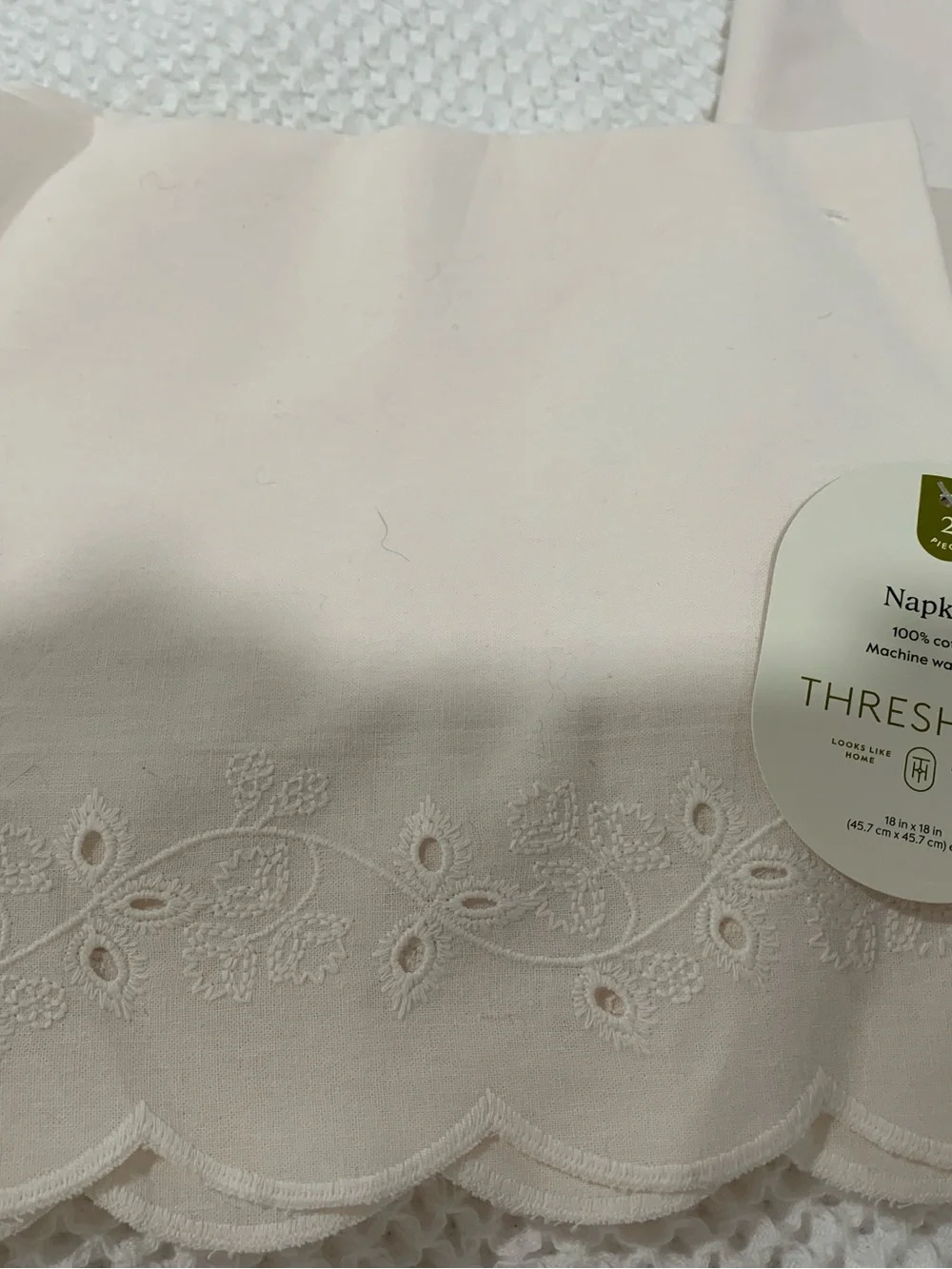 Set of 6 Threshold napkins